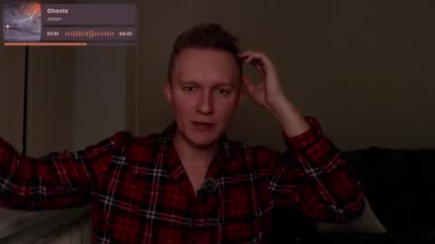 Snapshot of alex_amazing chatting on October 10, 2025, 8:19 pm Alex Amazing online show from October 10, 2025, 8:19 pm