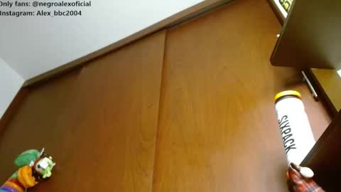 Snapshot of alex_bbc2004 chatting on February 1, 2026, 3:27 am alex bbc2004 online show from February 1, 2026, 3:27 am