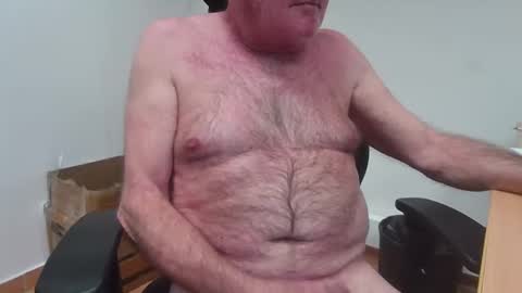 Snapshot of alex_fetishplayer chatting on March 12, 2025, 5:28 pm Alex online show from March 12, 2025, 5:28 pm