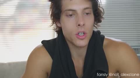 Alex Stone online show from October 31, 2025, 7:15 pm