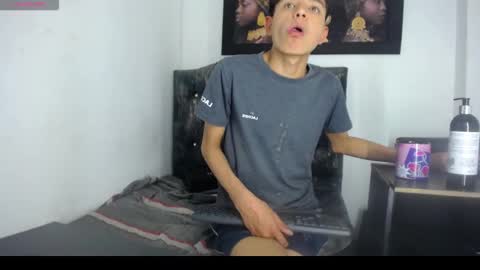 alex_it0 online show from May 16, 2026, 1:24 am