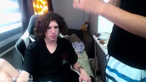 Snapshot of alex_ray69 chatting on September 14, 2025, 7:40 am alex_ray69 online show from September 14, 2025, 7:40 am