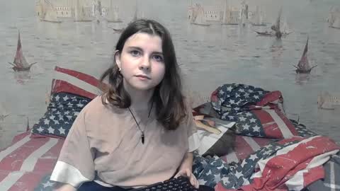 Alex and Sarah online show from December 22, 2024, 9:31 pm