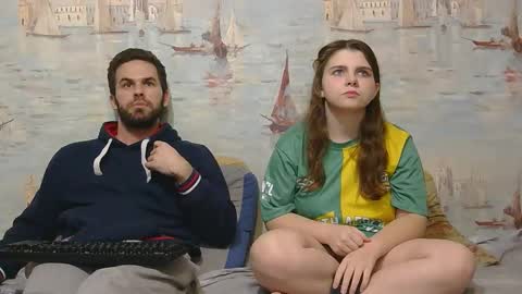 Alex and Sarah online show from January 8, 2026, 1:41 am