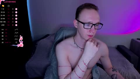 alex_silent online show from November 8, 2025, 8:36 am