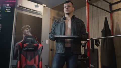 Snapshot of alex_tower chatting on December 30, 2024, 10:12 pm Alex Towers online show from December 30, 2024, 10:12 pm