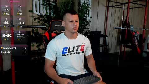 Snapshot of alex_tower chatting on January 28, 2025, 10:56 pm Alex Towers online show from January 28, 2025, 10:56 pm