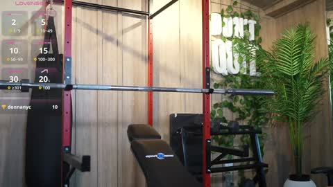 Snapshot of alex_tower chatting on January 30, 2025, 9:58 pm Alex Towers online show from January 30, 2025, 9:58 pm