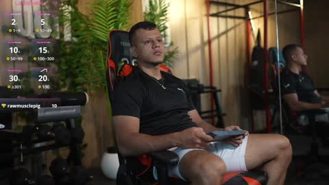 Snapshot of alex_tower chatting on January 31, 2025, 7:18 pm Alex Towers online show from January 31, 2025, 7:18 pm