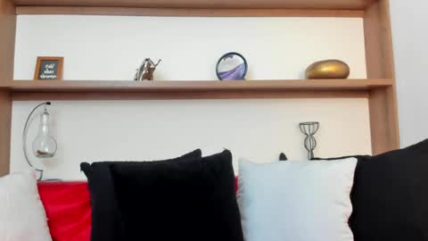 alex_wolf05 online show from April 7, 2026, 6:19 pm