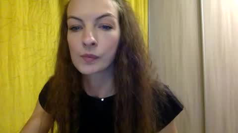 alexa_dreaam online show from October 3, 2025, 5:32 pm