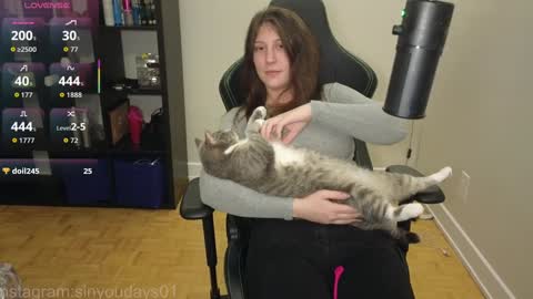 Snapshot of alexa_dream chatting on November 7, 2025, 12:32 am dont be afraid to click social media link its working just click on that online show from November 7, 2025, 12:32 am