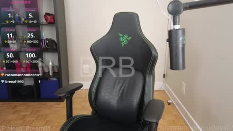 Snapshot of alexa_dream chatting on December 18, 2025, 9:54 pm dont be afraid to click social media link its working just click on that online show from December 18, 2025, 9:54 pm