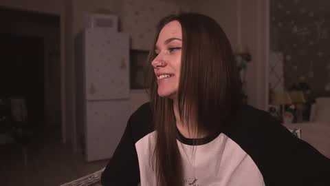 Snapshot of alexa_feels chatting on December 21, 2024, 5:47 am Little Duck homie online show from December 21, 2024, 5:47 am