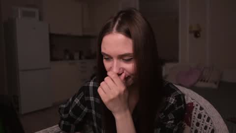 Snapshot of alexa_feels chatting on January 15, 2025, 5:29 am Little Duck homie online show from January 15, 2025, 5:29 am