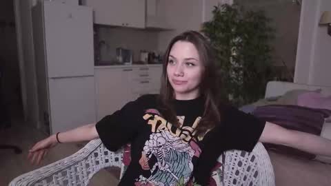 Snapshot of alexa_feels chatting on October 26, 2025, 3:40 pm Little Duck homie online show from October 26, 2025, 3:40 pm