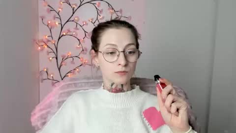 Snapshot of alexa_kittie chatting on May 13, 2026, 5:54 pm Alexa online show from May 13, 2026, 5:54 pm