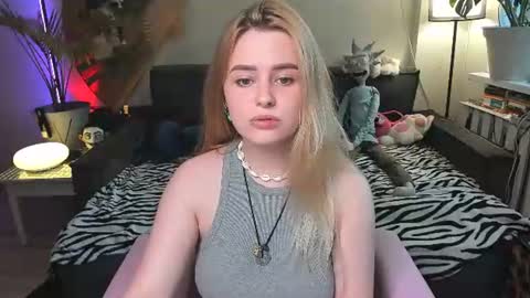 alexa_pirs online show from June 21, 2026, 4:31 pm