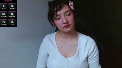 Alexandra 3 online show from July 10, 2026, 7:05 pm