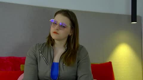 AlexaAvery online show from June 7, 2026, 6:50 am