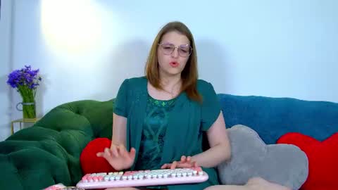 AlexaAvery online show from June 8, 2026, 7:03 pm