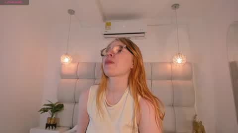 Snapshot of alexahandler chatting on October 19, 2025, 3:51 am Alexa Handler online show from October 19, 2025, 3:51 am