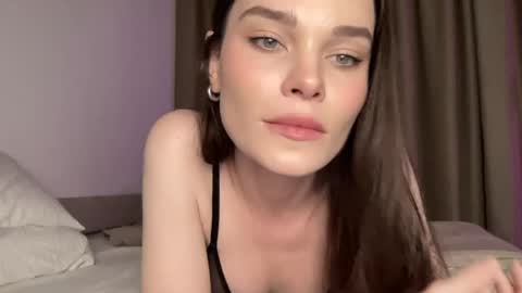 Ember Valentine online show from June 6, 2026, 2:44 pm
