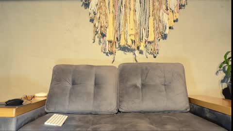 Snapshot of alexanddani chatting on December 21, 2024, 3:53 pm Alex Dani online show from December 21, 2024, 3:53 pm