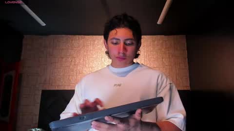 Alex online show from March 10, 2025, 3:01 am