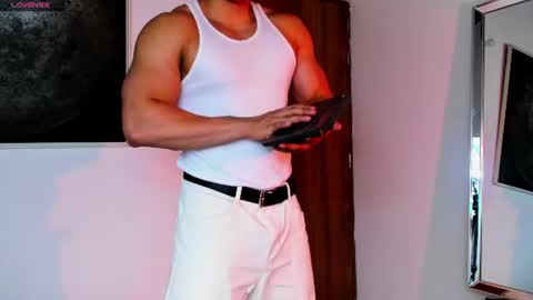 Snapshot of alexander_classy chatting on July 19, 2026, 2:15 am Alex online show from July 19, 2026, 2:15 am