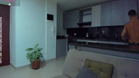 Onlyfansalexmartinezwb  Instagram alexwbmartinez  Twitter martinezcb937 online show from November 6, 2025, 10:32 pm