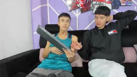 chicos hot online show from March 26, 2026, 1:38 pm