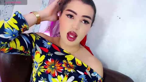 Snapshot of alexandra_evanz chatting on January 24, 2025, 10:32 am Alexandra Spellman online show from January 24, 2025, 10:32 am