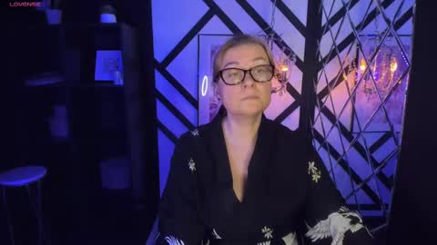 Alexandra online show from February 14, 2025, 10:36 pm