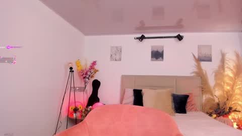 Snapshot of alexandra_ra1 chatting on January 8, 2025, 2:25 pm Alexandra Rodriguez online show from January 8, 2025, 2:25 pm