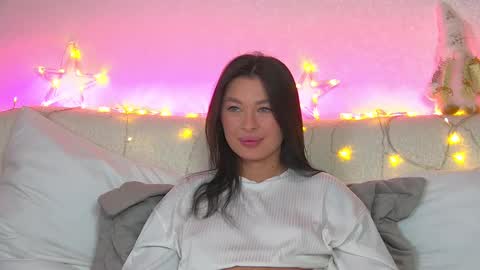 AlexandraBloom online show from December 15, 2024, 5:34 am