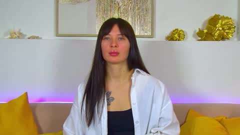 AlexandraBloom online show from February 6, 2026, 6:22 pm