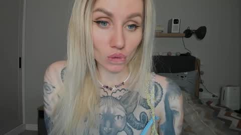 alexarush online show from December 9, 2024, 6:14 pm