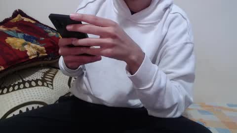 Snapshot of alexdelarge323 chatting on February 5, 2026, 11:37 am Alex online show from February 5, 2026, 11:37 am