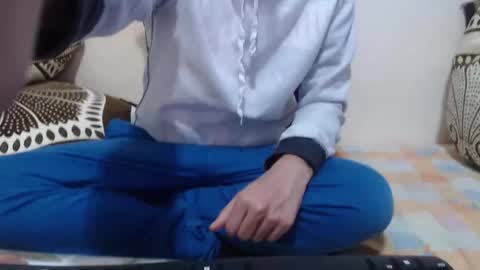 Snapshot of alexdelarge323 chatting on February 25, 2026, 1:54 pm Alex online show from February 25, 2026, 1:54 pm