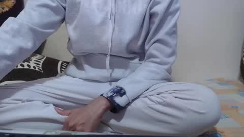 Snapshot of alexdelarge323 chatting on March 27, 2026, 12:05 pm Alex online show from March 27, 2026, 12:05 pm
