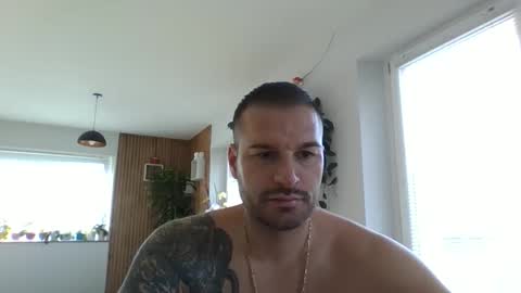 rey ale84 online show from January 12, 2026, 11:37 am