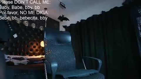 Snapshot of alexhoe_ chatting on July 11, 2026, 6:32 pm Alex online show from July 11, 2026, 6:32 pm