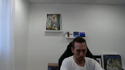 alexhunter4u online show from December 5, 2024, 9:28 am