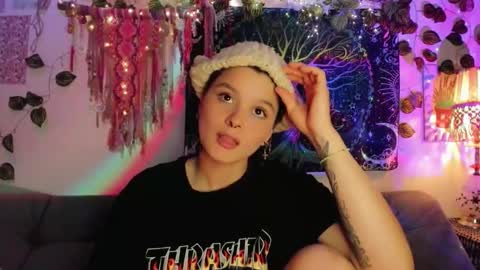 Snapshot of alexiafisher_ chatting on October 13, 2025, 3:50 am Alex online show from October 13, 2025, 3:50 am