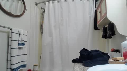 Snapshot of alexinside_you chatting on December 31, 2024, 10:56 pm Alexinside you online show from December 31, 2024, 10:56 pm