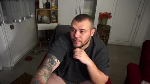 Alex online show from February 11, 2025, 10:39 pm