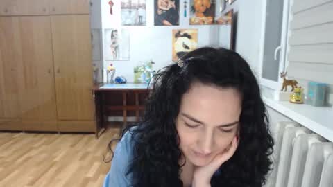 AlexisMillers online show from February 9, 2026, 8:02 pm