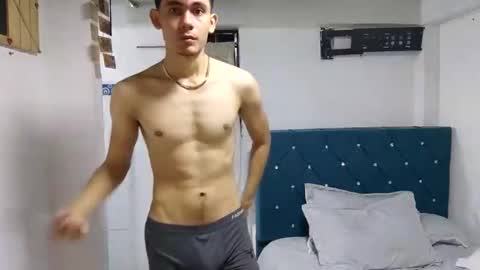 Snapshot of alexispaez457062 chatting on February 5, 2025, 11:28 pm Alexis online show from February 5, 2025, 11:28 pm