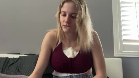 alexispaige06 online show from January 5, 2026, 5:27 pm